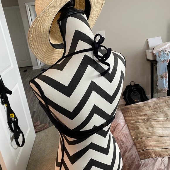 ASOS Black Halter Bikini Top - Picture 5 of 8